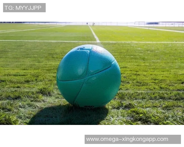 足球旋律与激情：唱响我们心中的绿茵梦想与团结之歌